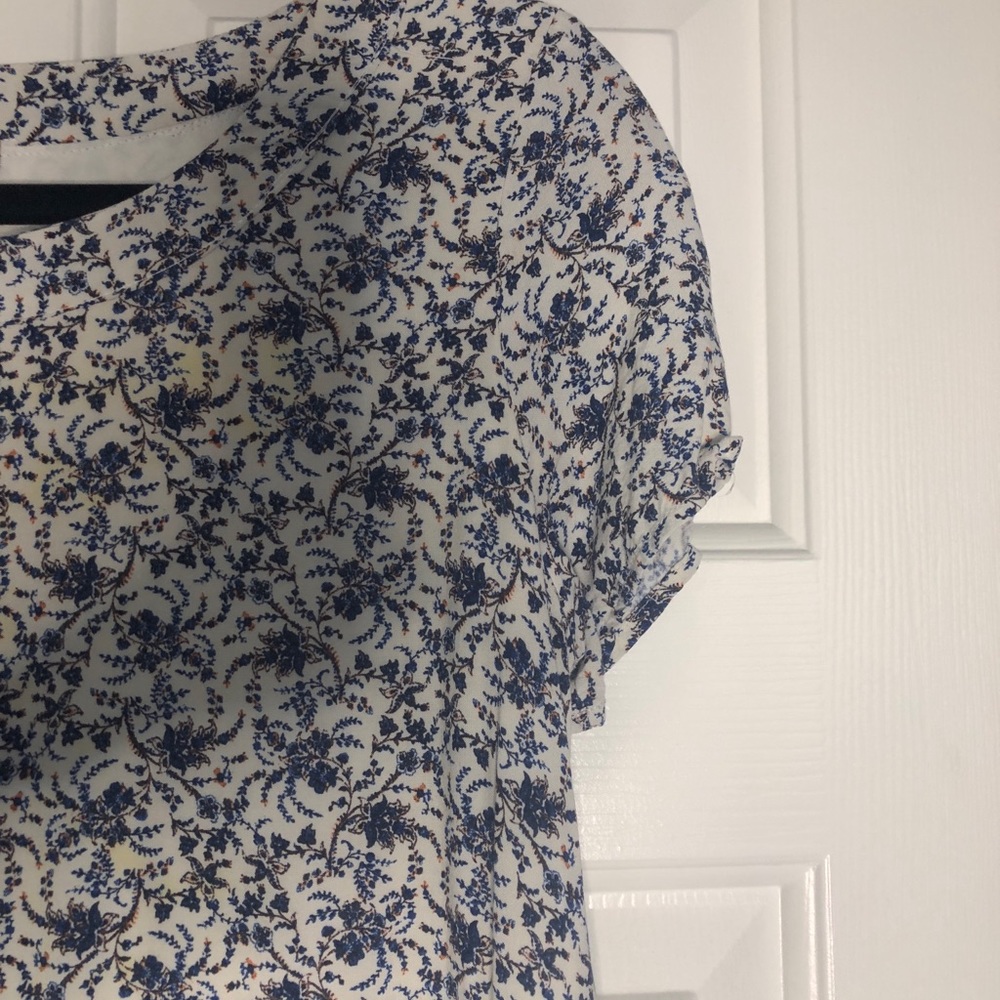Dress - Picture 5 of 5